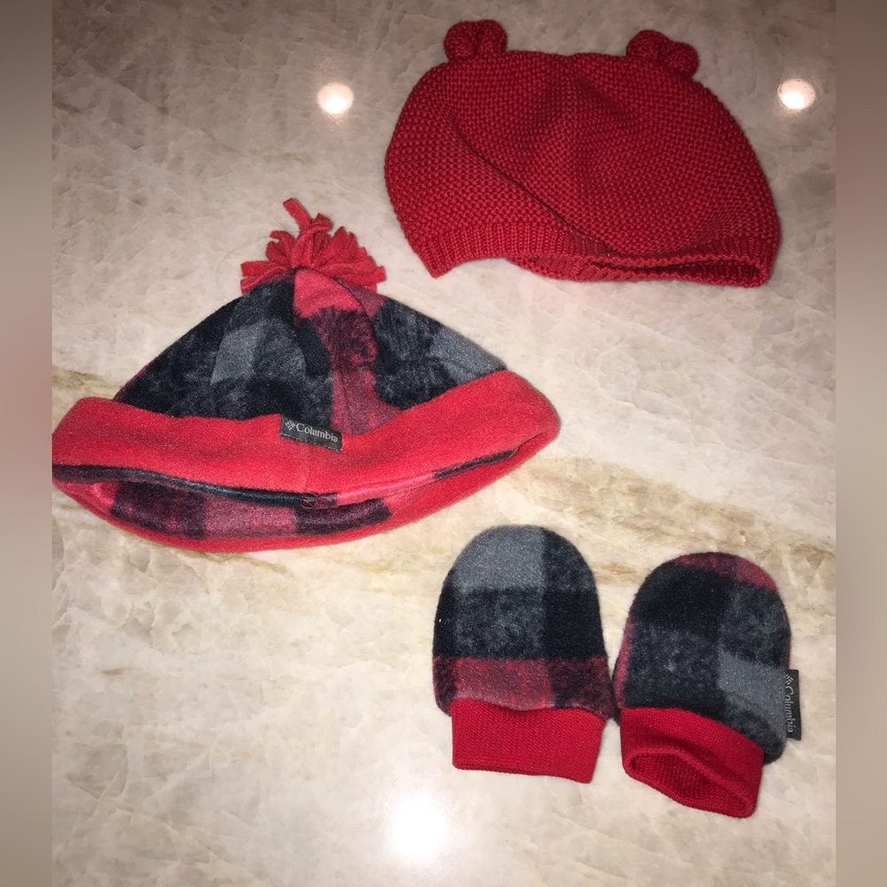 EUC Columbia hat and mittens and Baby Gap knit hat